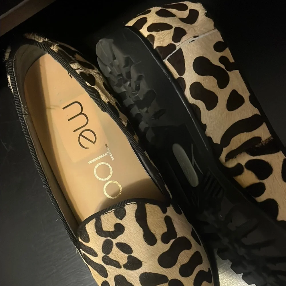 Me Too Women's Leopard Print Loafers - Picture 2 of 7